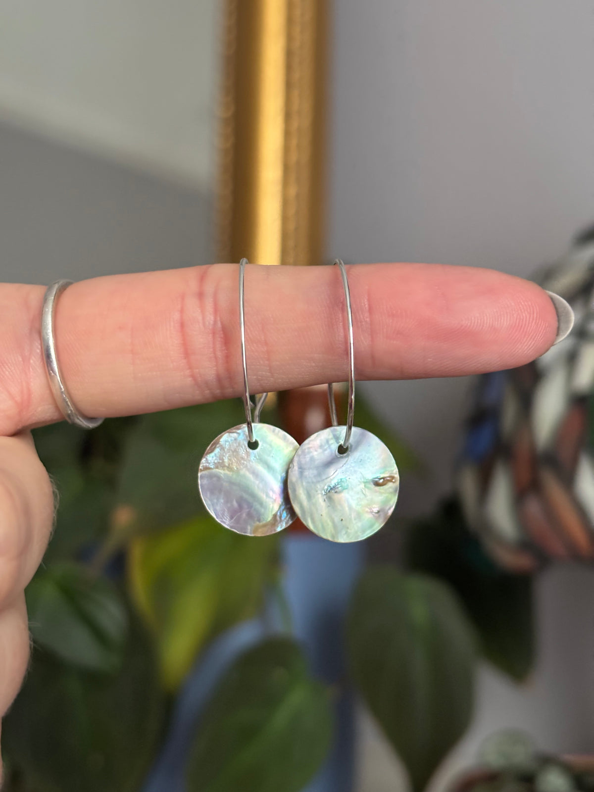 Delicate hoops