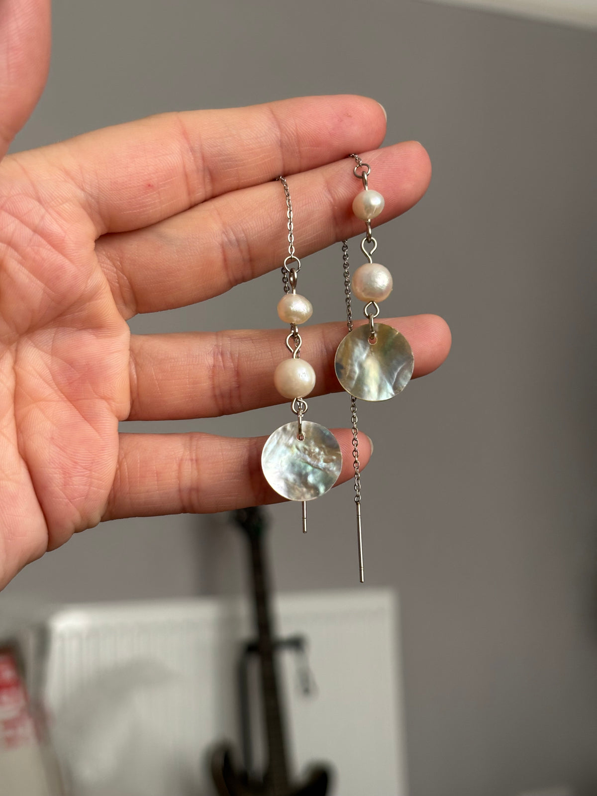 Double pearl drop threaders